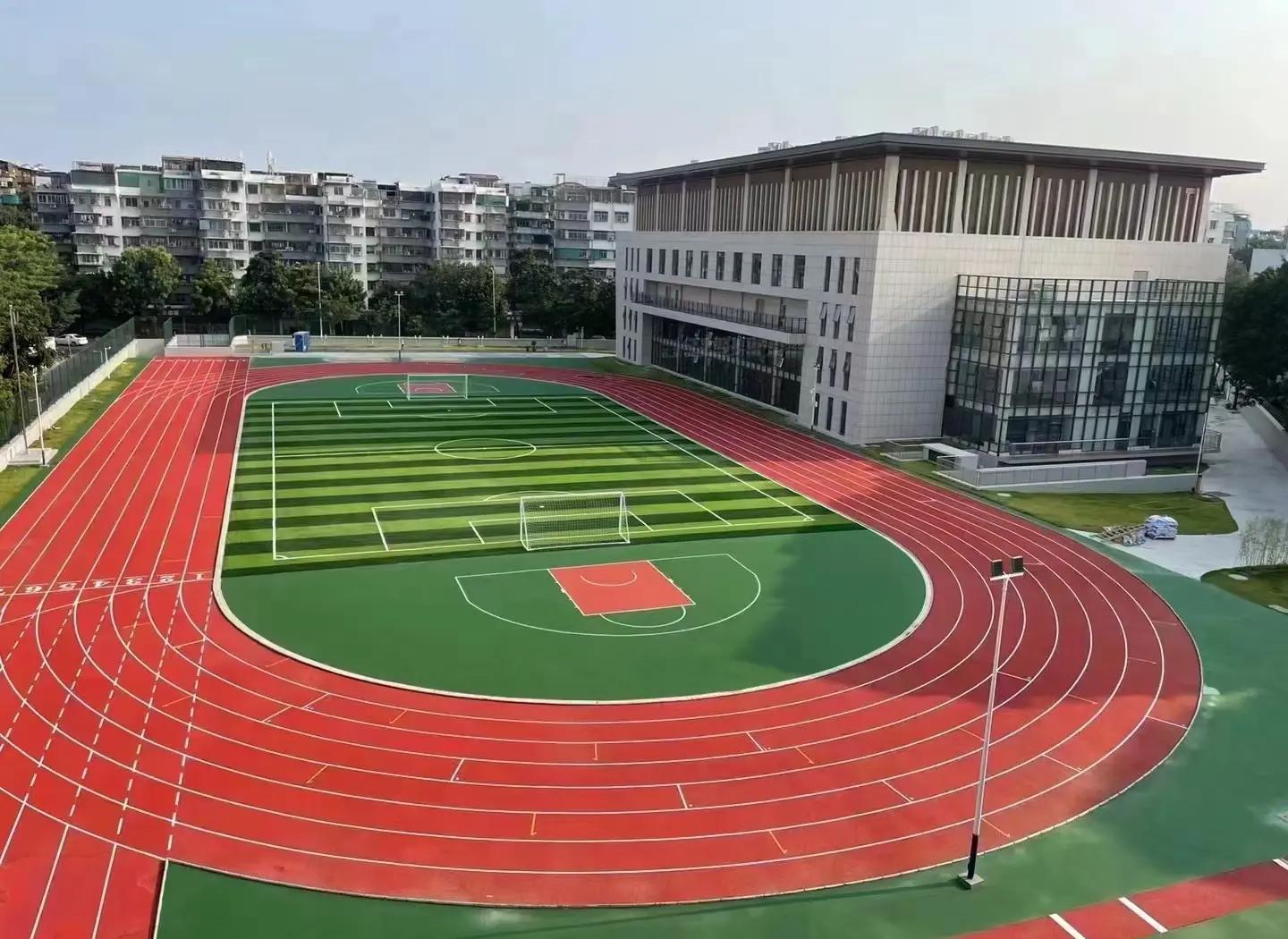 包头市学校塑胶跑道塑胶篮球场 - 价格